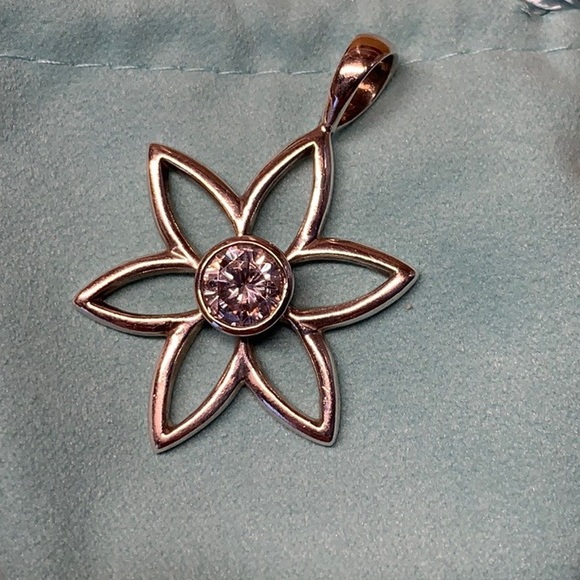 Silpada Jewelry - Silpada Sterling Silver Star Pendant